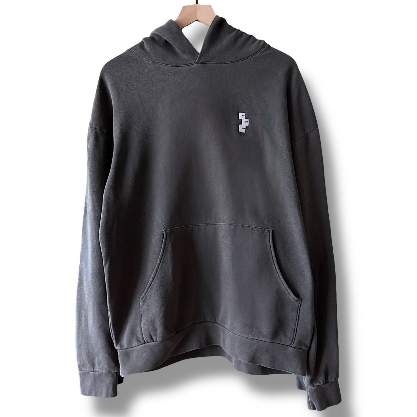 WASHED BLACK EMBROIDERED LOGO HOODIE